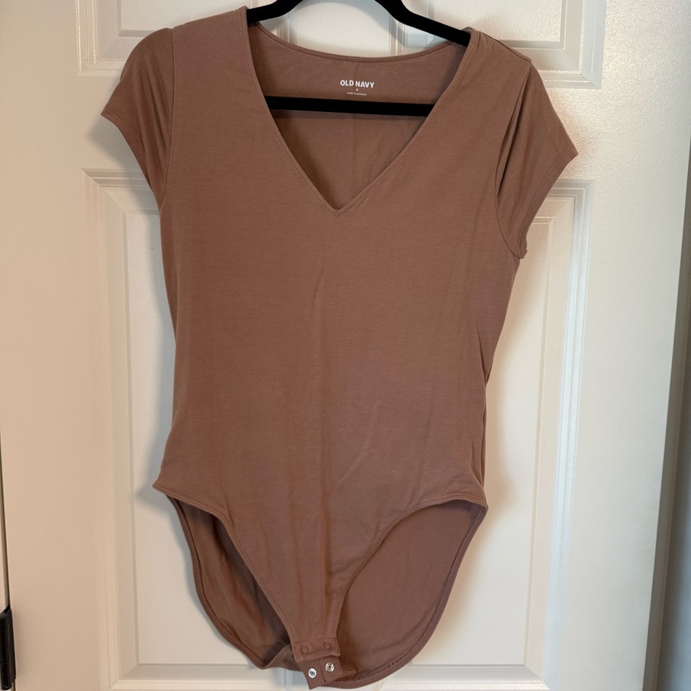 Old Navy Fitted Short Sleeve V Neck Bodysuit One Piece Brown Women’s Casual Sz M